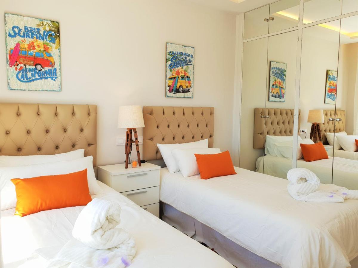 Fantastic Apartment B In Front Of The Sea & Marina 에스테포나 외부 사진